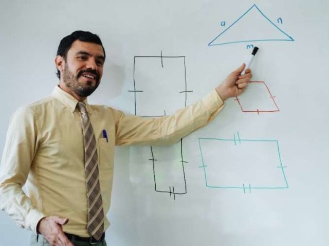 Trabajo para docente de matemáticas y ciencias para secundaria