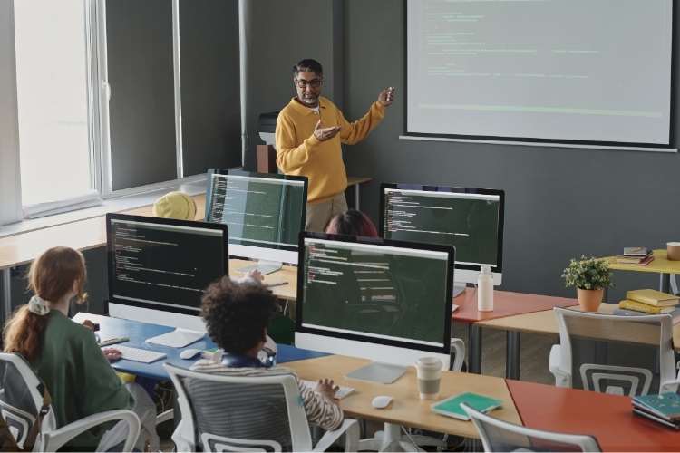 Oferta de empleo para profesor con doctorado en computación e ia Oferta de empleo para profesor con doctorado en computación e ia