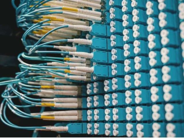 Oferta de trabajo para profesor de sistemas microinformáticos