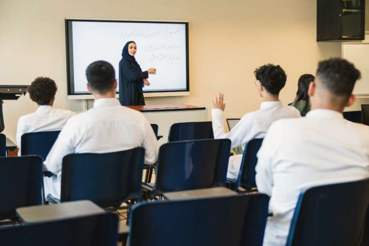 Oferta laboral para profesor de odontología Oferta laboral para profesor de odontología