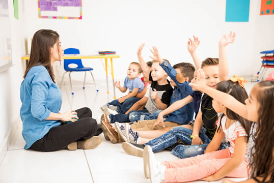 Enviar el curriculum a los colegios privados y concertados de Almería, vacantes centros concertados Almería, vacantes centros privados Almería