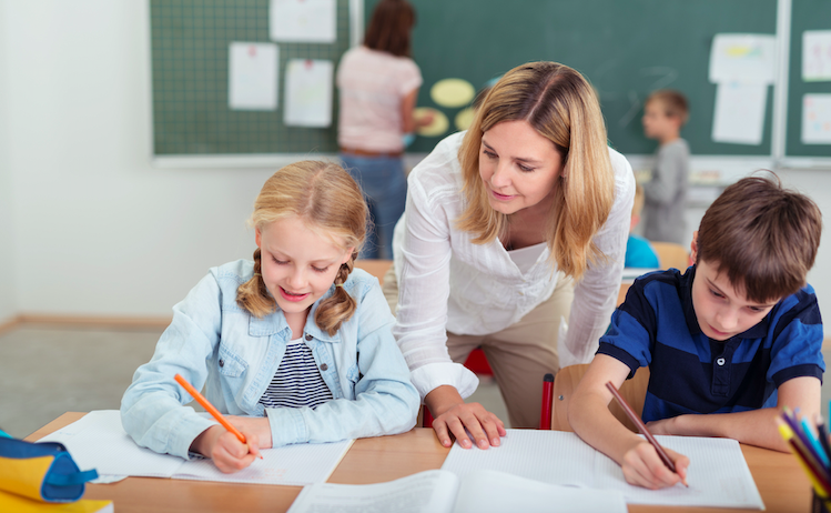 trabajo-de-profesor-en-andalucia-maestro-de-ingles trabajo-de-profesor-en-andalucia-maestro-de-ingles